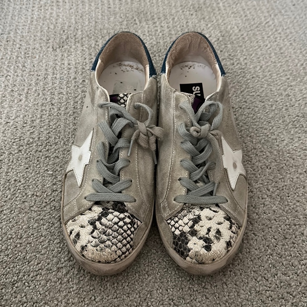 Women’s Golden Goose Super Star